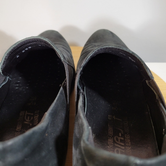 MEPHISTO solid black almond toe wedge slip on casual work comfort shootie - Picture 9 of 11